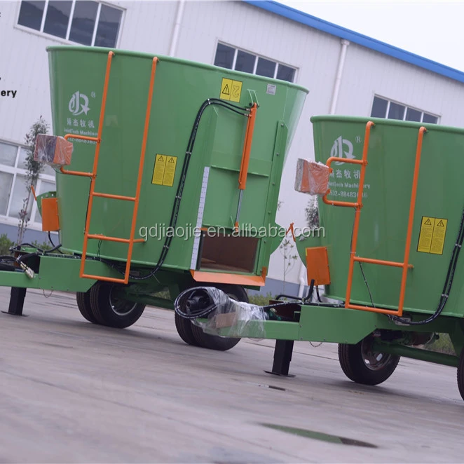 Cow Cattle Farming Equipment Goat Feeder Trailed Tmr Mixer Wagon