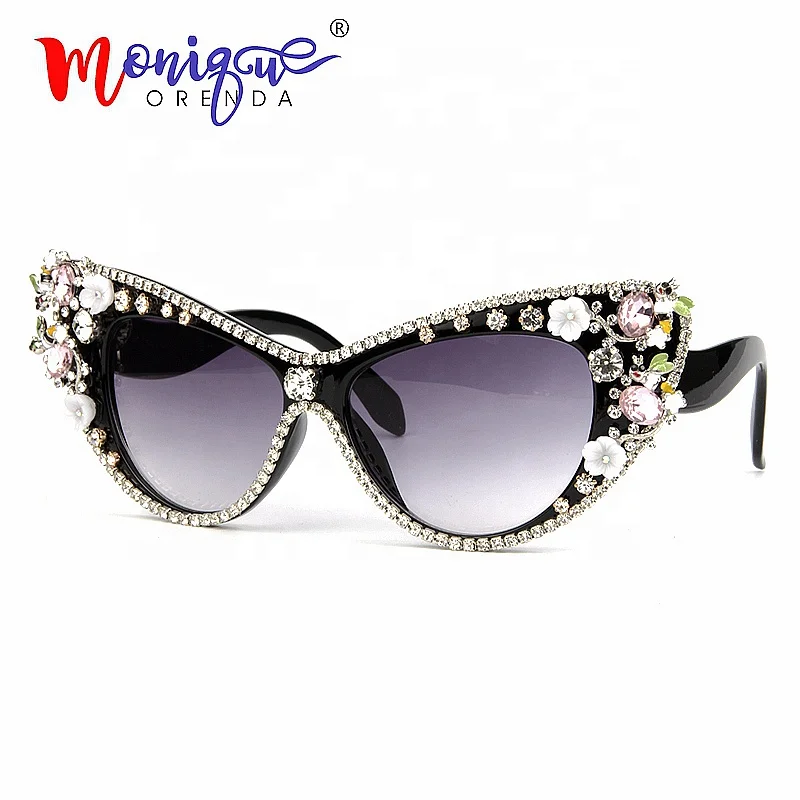 2019 Sunglasses Women Luxury cat eye sun glasses fashion Jewelry Decoration big frame Sunglasses Vintage Shades Eyewear Oculos
2019 Sunglasses Women Luxury cat eye sun glasses fashion Jewelry Decoration big frame Sunglasses Vintage Shades Eyewear Oculos