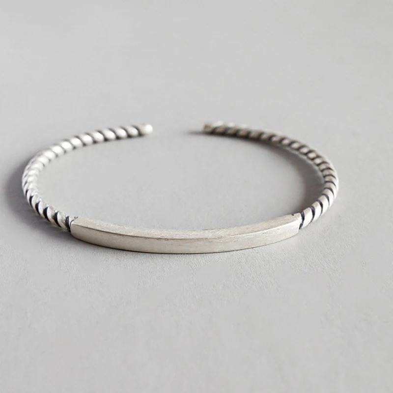 925 Sterling Silver Bangle Vintage Square Cube Twist Open Cuff Bracelets & Bangle Jewelry Hot Style Simple Retro Korea for Women
925 Sterling Silver Bangle Vintage Square Cube Twist Open Cuff Bracelets & Bangle Jewelry Hot Style Simple Retro Korea for Women