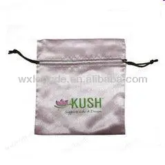 wholesale custom made satin pouches/bags for jewelry/gift/wedding favor