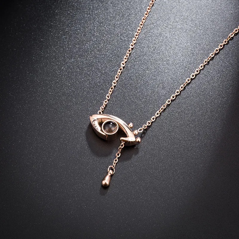 Factory Wholesale Necklace 100 Languages I Love You Female EyesTitanium Steel copper Necklace, Gold silver
Factory Wholesale Necklace 100 Languages I Love You Female EyesTitanium Steel copper Necklace, Gold silver