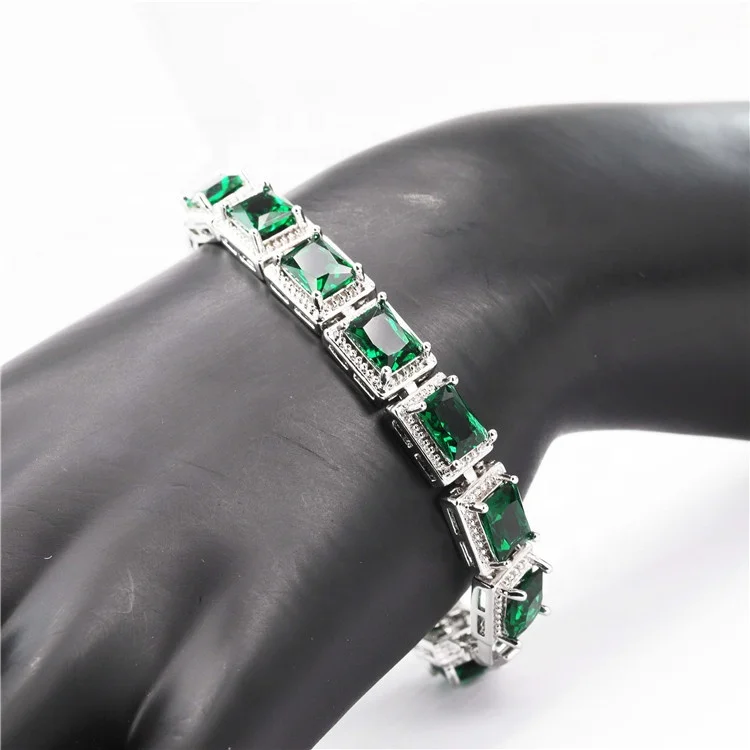 2019 top seller gold bracelets good quality lucky charm design jewelry chain bracelet for lady, N/a 
2019 top seller gold bracelets good quality lucky charm design jewelry chain bracelet for lady, N/a