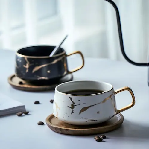Wholesale golden handle marble ceramic tea coffee cup with wooden saucer, Emerald green
Wholesale golden handle marble ceramic tea coffee cup with wooden saucer, Emerald green