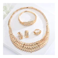 S10112 Customized Necklace Earrings Ring Bracelet Dubai Wedding Gold Plated Jewelry Set
S10112 Customized Necklace Earrings Ring Bracelet Dubai Wedding Gold Plated Jewelry Set