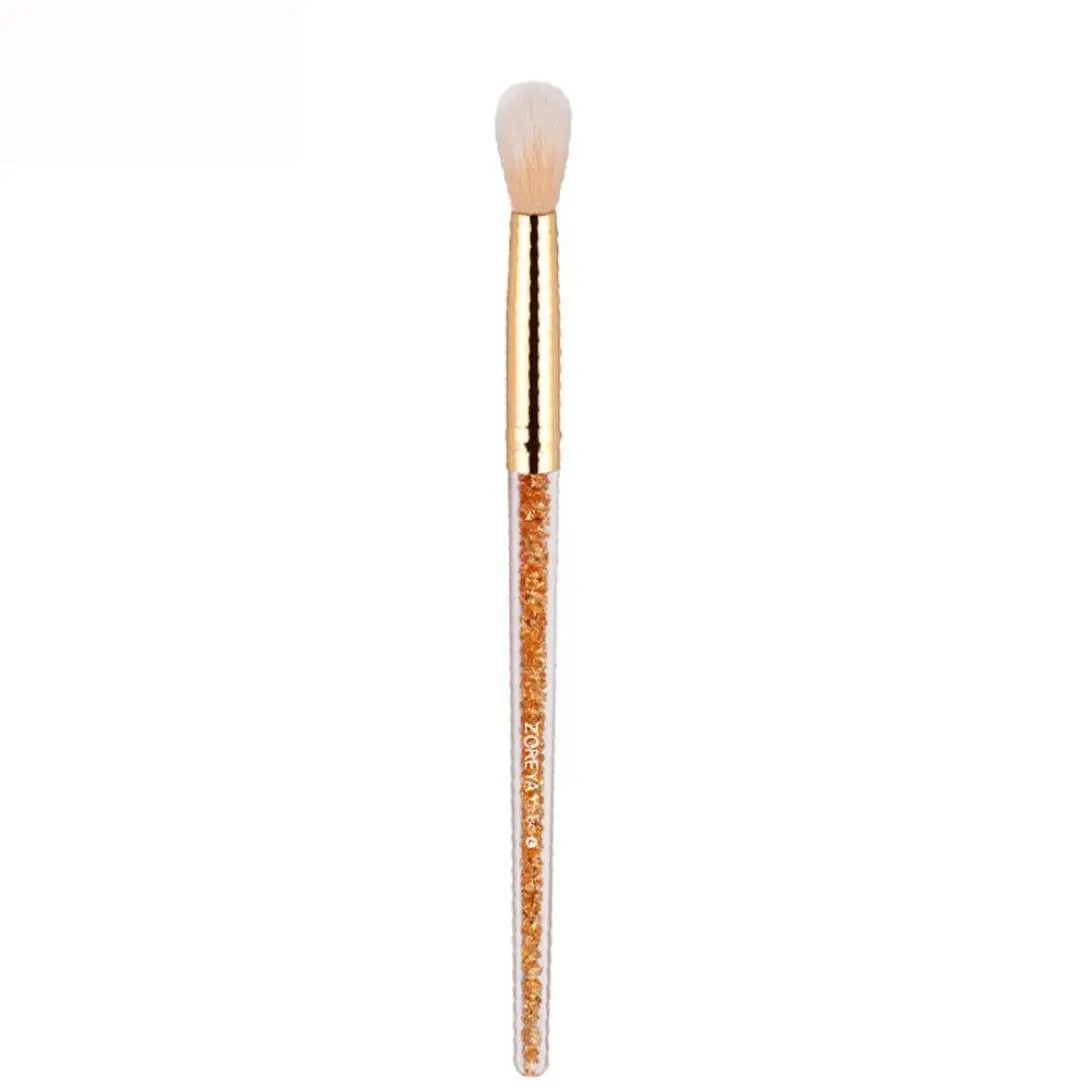 eyeshadow brush