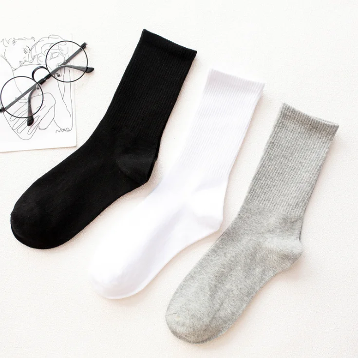 Autumn new breathable pure color white soft cotton couples socks men, Picture shown
Autumn new breathable pure color white soft cotton couples socks men, Picture shown