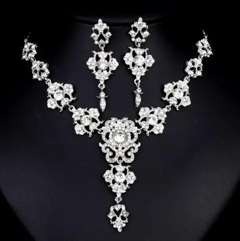New Fashion Pretty Prom Wedding Bridal Party Jewelry Crystal Rhinestone Necklace Earring Set
New Fashion Pretty Prom Wedding Bridal Party Jewelry Crystal Rhinestone Necklace Earring Set