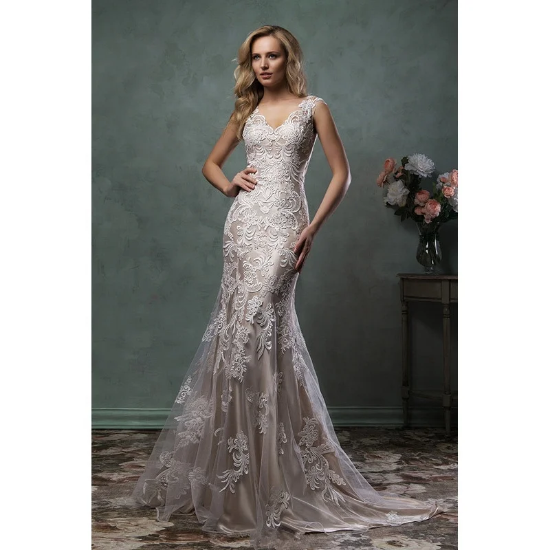 Classy V Neck Mermaid Wedding Dress Pattern Lace Wedding Gown