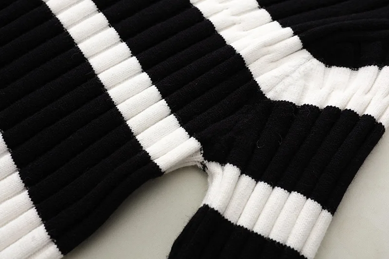 4655249639_1761308013