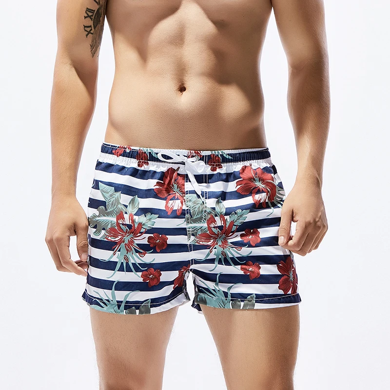 Short Beach Pants Striped Floral Printed Quick Dry Short Beach Men Wholesale In Stock
Short Beach Pants Striped Floral Printed Quick Dry Short Beach Men Wholesale In Stock