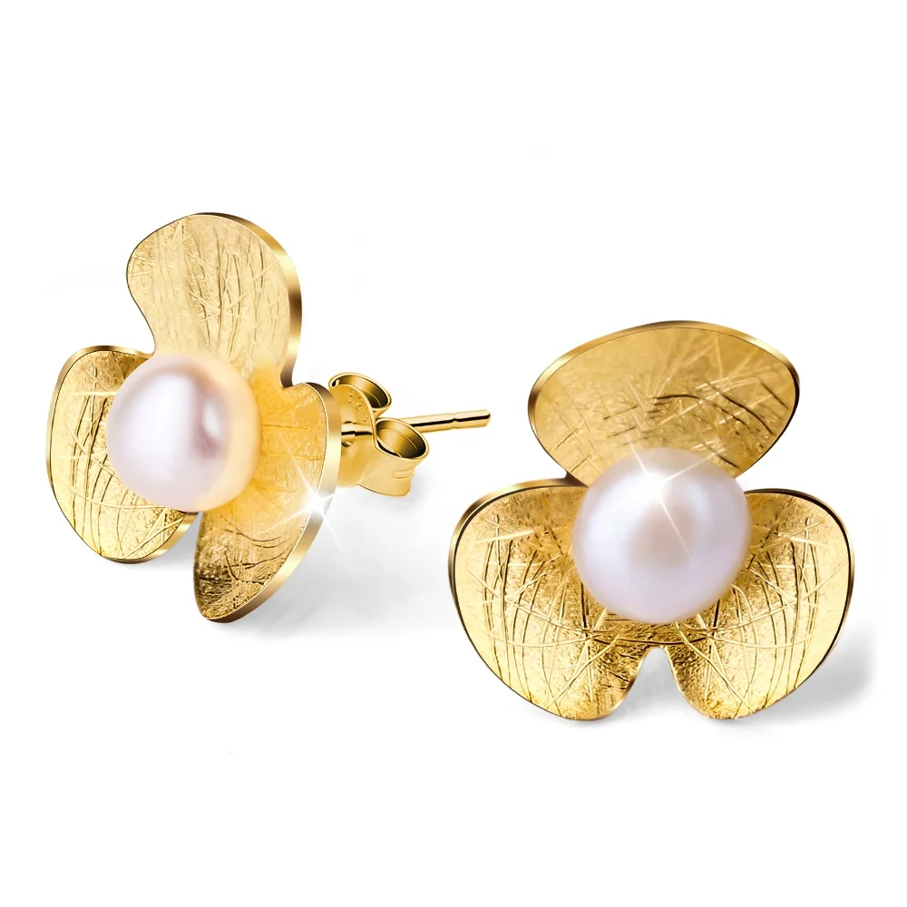Wholesale Trendy 925 Sterling Silver Natural Pearl Fresh Clover Flower Stud Earring Ladies For New Year
Wholesale Trendy 925 Sterling Silver Natural Pearl Fresh Clover Flower Stud Earring Ladies For New Year