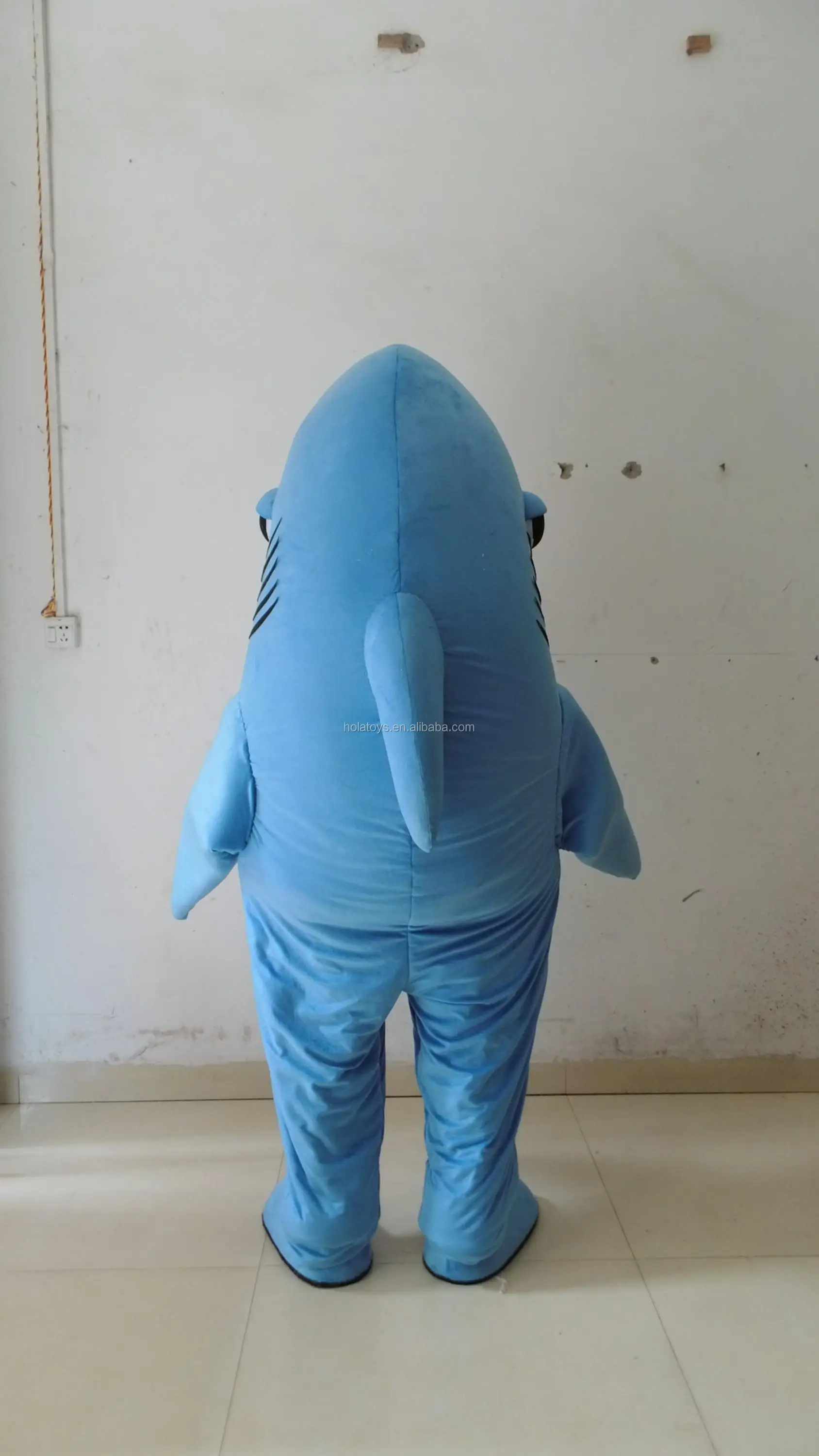 shark mascot csotume (4).JPG
