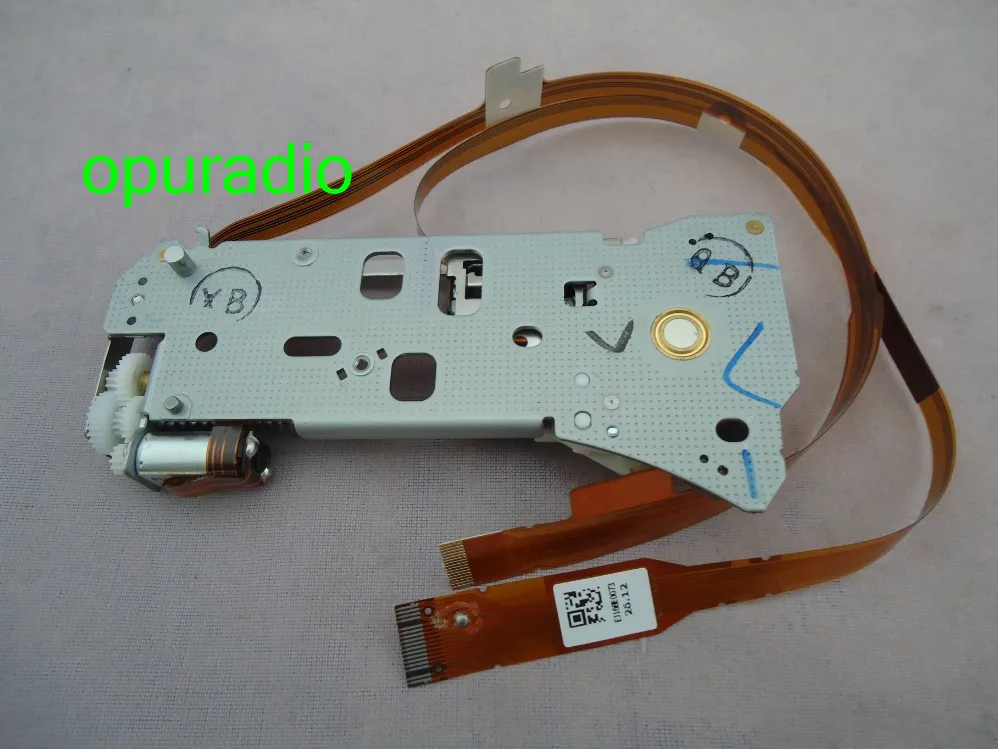 Fujitsu 6 CD small mech_