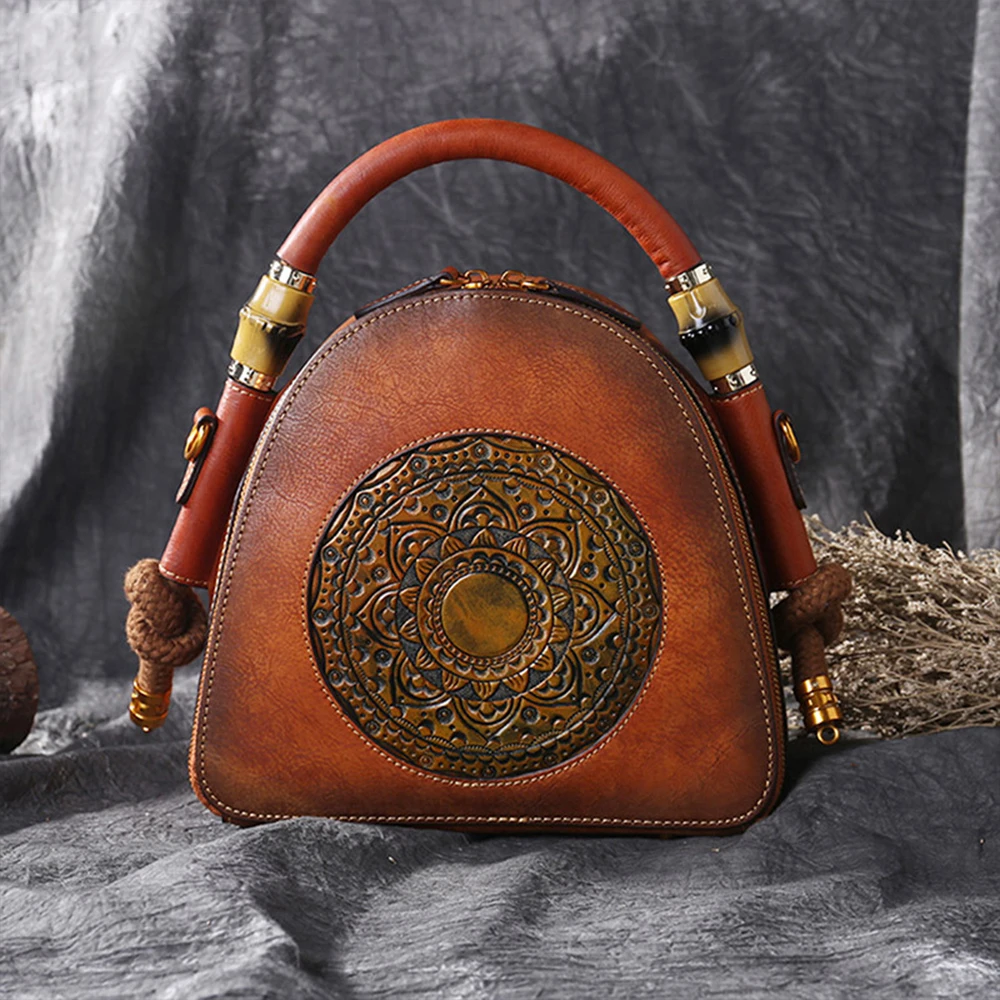 2022 Luxury Bag Women Genuine Leather Handbags Ladies Retro Vintage Shoulder Messenger Bag Handmade ladies expensive bags
2022 Luxury Bag Women Genuine Leather Handbags Ladies Retro Vintage Shoulder Messenger Bag Handmade ladies expensive bags