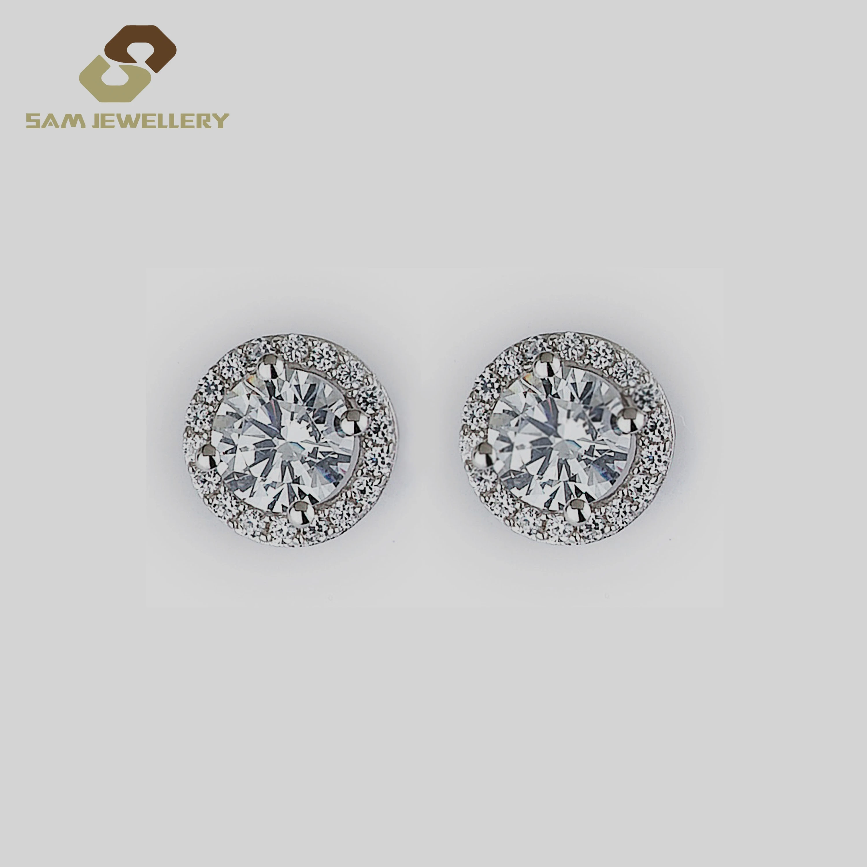 Classic Design Sterling 925 Silver Bridal's Halo Bezel Setting Round AAA Cubic Zircon Stud Earrings Jewelry, Colors
Classic Design Sterling 925 Silver Bridal's Halo Bezel Setting Round AAA Cubic Zircon Stud Earrings Jewelry, Colors