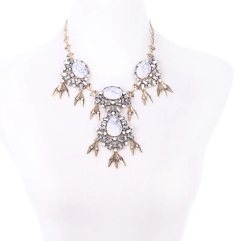 xl00244a Retro White Stone Gold Plated Metal Chain Women Fashion Necklace 2021, As picture
xl00244a Retro White Stone Gold Plated Metal Chain Women Fashion Necklace 2021, As picture