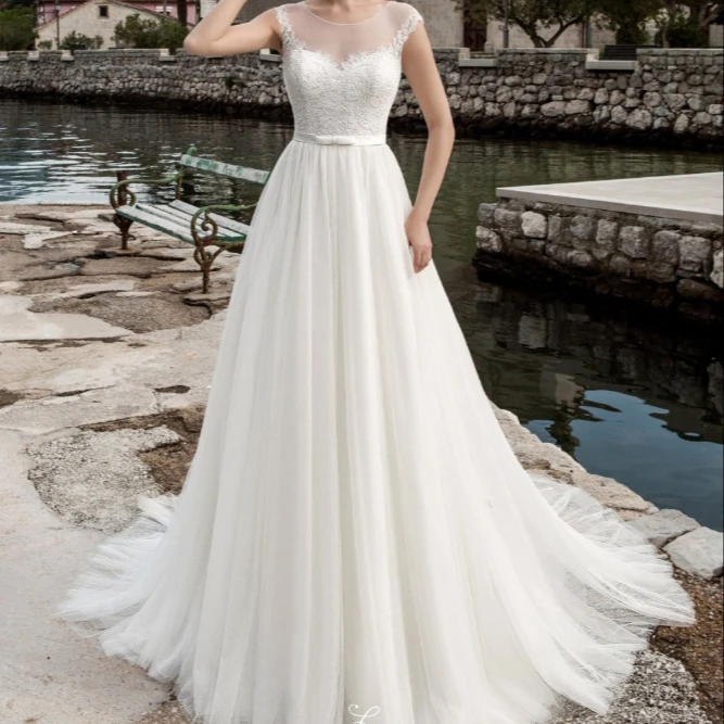 LL024 Made to Measure Boutiques Tulle Wedding Dresses 2020 New Bridal Gowns With A-Line Sexy Sheer Back Sleeveless Sweep Train, Per the request
LL024 Made to Measure Boutiques Tulle Wedding Dresses 2020 New Bridal Gowns With A-Line Sexy Sheer Back Sleeveless Sweep Train, Per the request