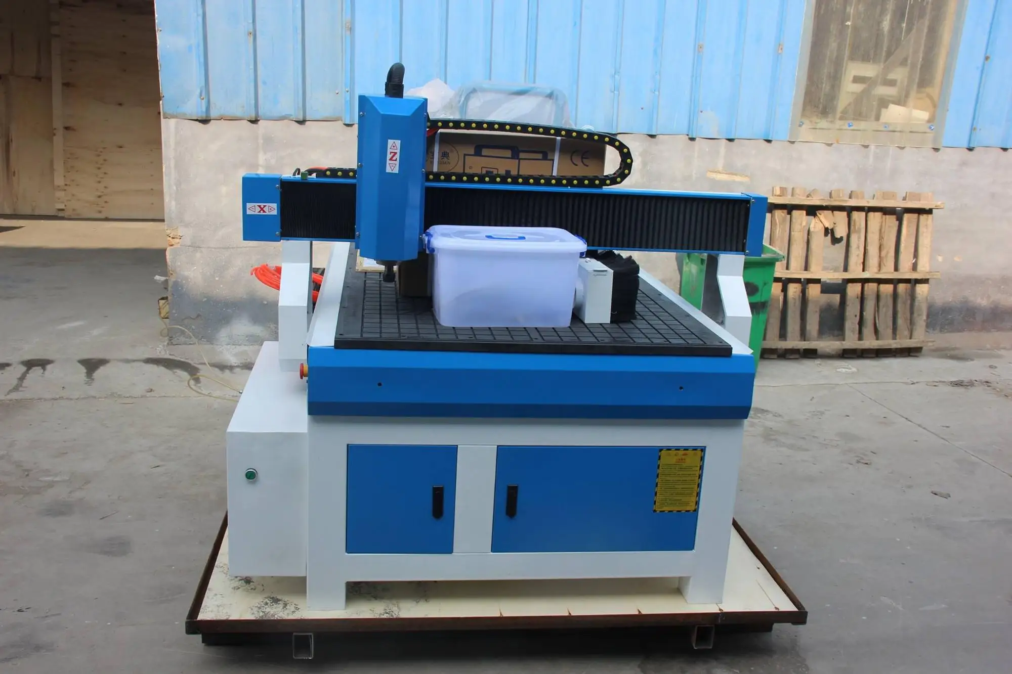 Out-Cell Type Control Box Low Cost Cnc Wood Cutting Machine In Sri Lanka