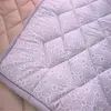 Dyed Cotton 100% Comfortable Bed Polyester Filled Quilt