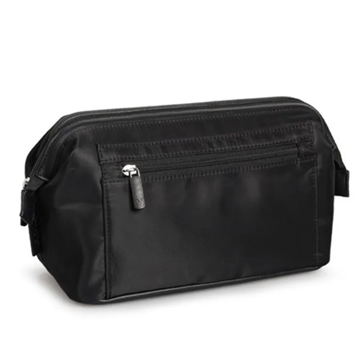 small cosmetic bag show 1.jpg