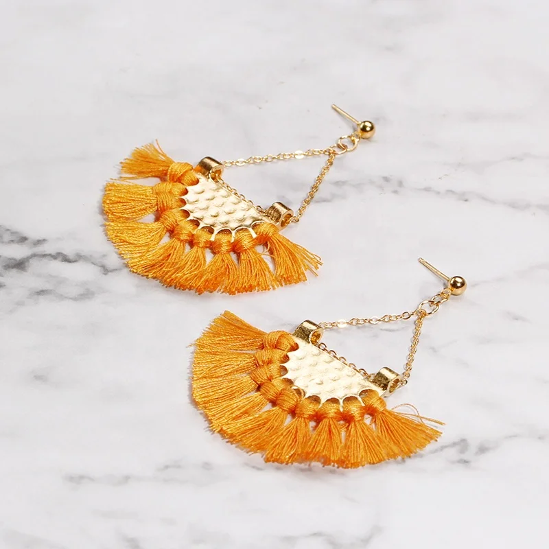Summer Beach Hot Bohemian Style Handmade Fan Tassel Earrings Thread Short Tassel Earring For Women
Summer Beach Hot Bohemian Style Handmade Fan Tassel Earrings Thread Short Tassel Earring For Women