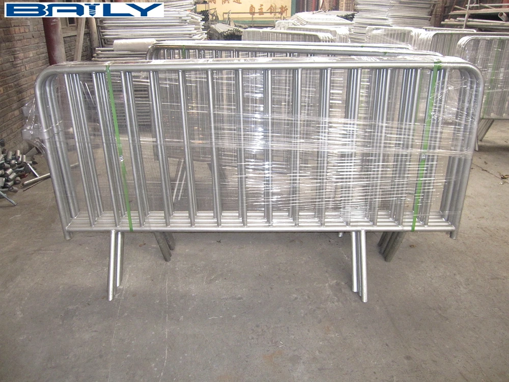 factory supplying road traffic barricade