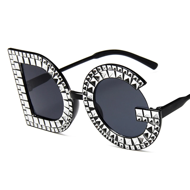 Fashion Crystal Diamond Round Oversized Sun glasses Brand Luxury DG Sunglasses Ladies Fashion Sunglasses for Women Party, Picture
Fashion Crystal Diamond Round Oversized Sun glasses Brand Luxury DG Sunglasses Ladies Fashion Sunglasses for Women Party, Picture