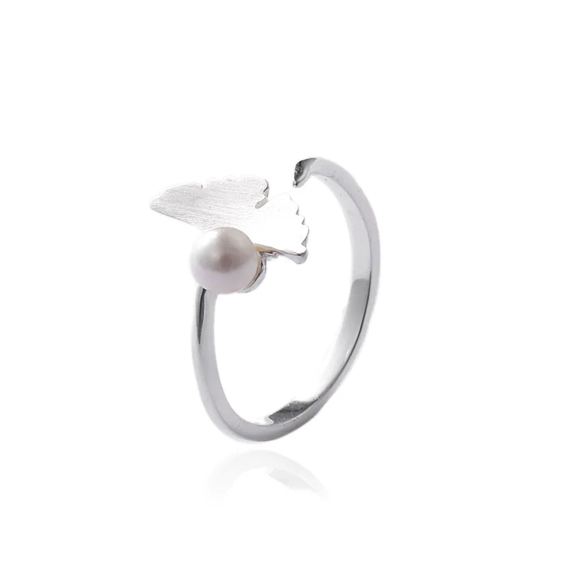 Moyu wholesale S925 sterling silver jewelry apricot leaf fashion pearl ring
Moyu wholesale S925 sterling silver jewelry apricot leaf fashion pearl ring