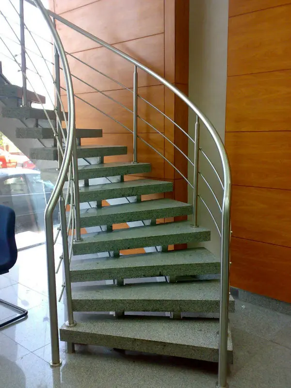 De interior, al aire libre en espiral, escaleras con curvas/escalera de