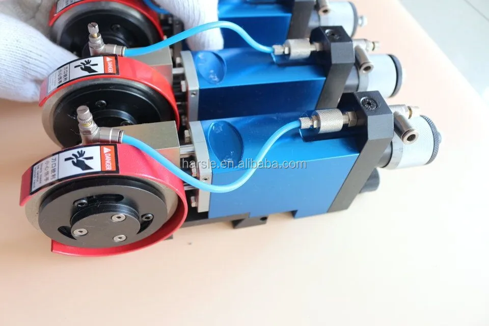 pneumatic holder (19)