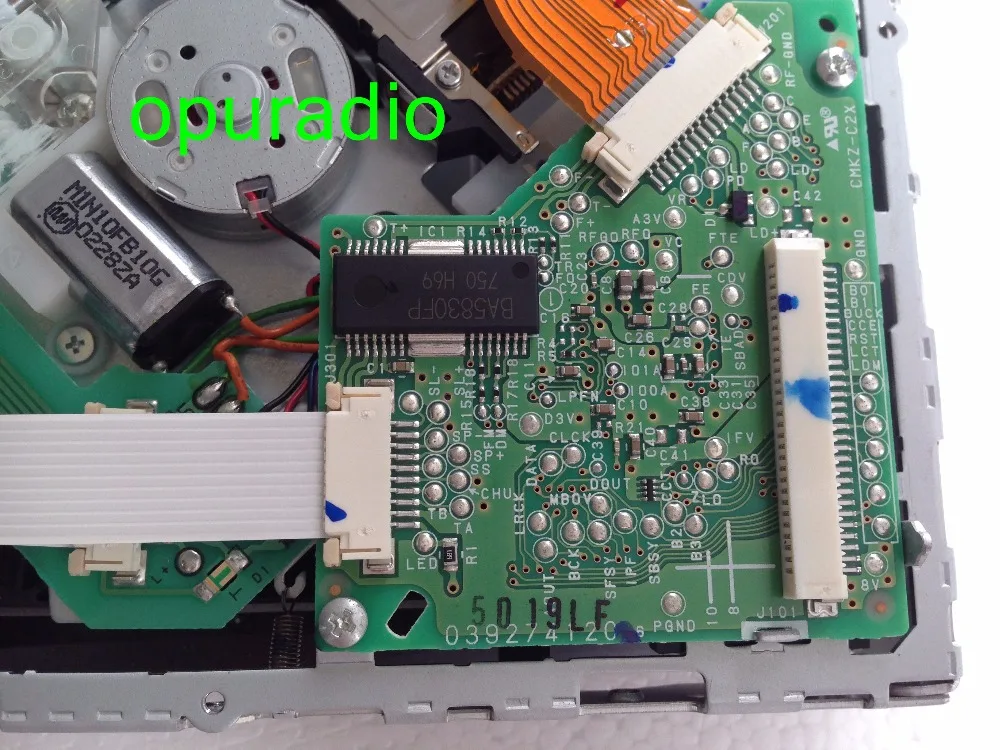 clarion single CD mech PCB 039274120 for Subaru (1)