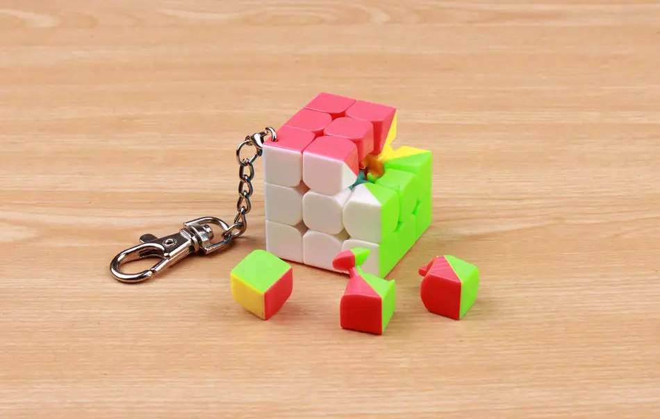 moyu keychain cube 01