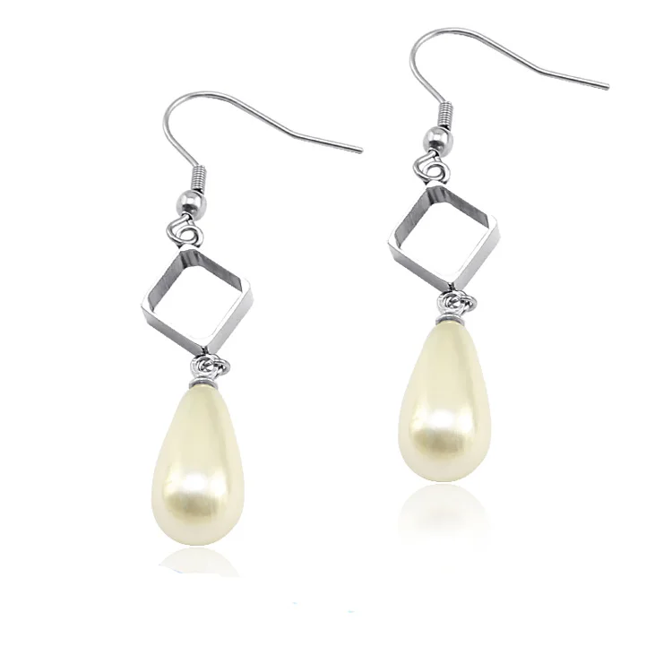 Wholesale Elegant Freshwater Pearl hook earring jewelry Teardrop Earrings, Steel black gold and so on
Wholesale Elegant Freshwater Pearl hook earring jewelry Teardrop Earrings, Steel black gold and so on