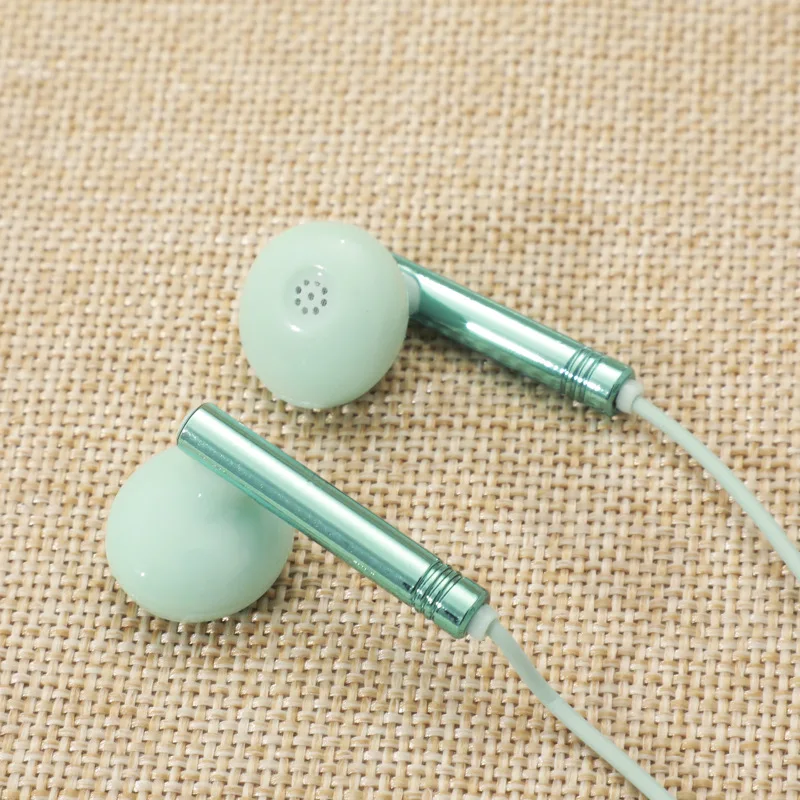 Fashionable Hot selling Wired Stereo In Ear Silicone Earphone Earbud With Mic - ANKUX.COM