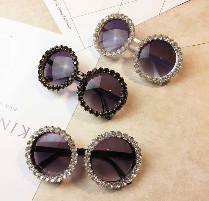 2019 Round Sunglasses Women Vintage Black Crystal Mix Rhinestone Sun Glasses Oculos de sol UV400 SUNGLASSES
2019 Round Sunglasses Women Vintage Black Crystal Mix Rhinestone Sun Glasses Oculos de sol UV400 SUNGLASSES
