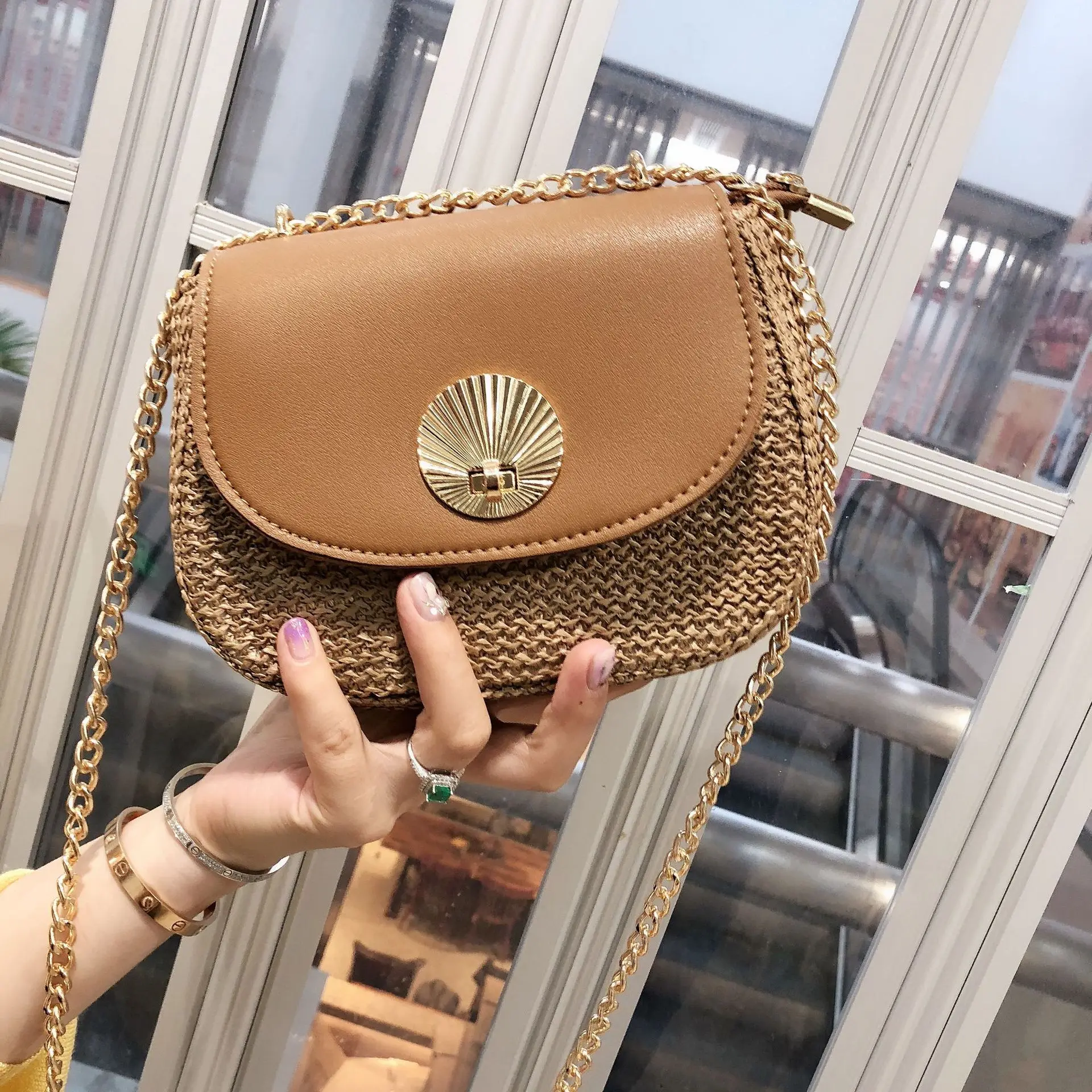 Angedanlia top quality china wholesale straw female handbags summer vintage straw and leather bag 2019, Customsized
Angedanlia top quality china wholesale straw female handbags summer vintage straw and leather bag 2019, Customsized