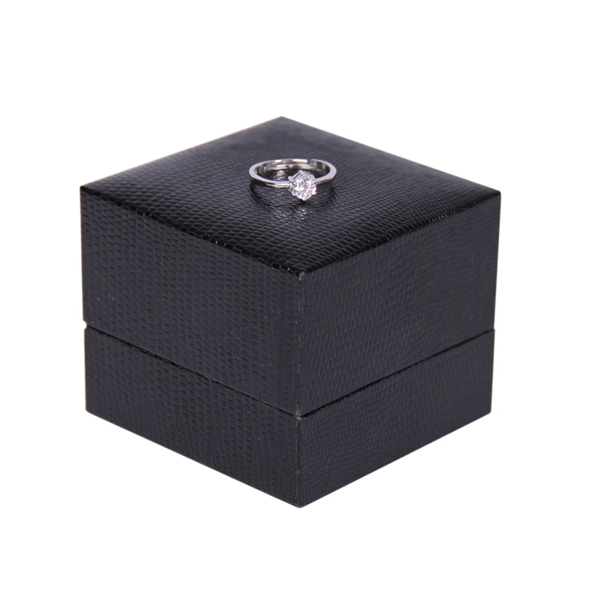 ring display box