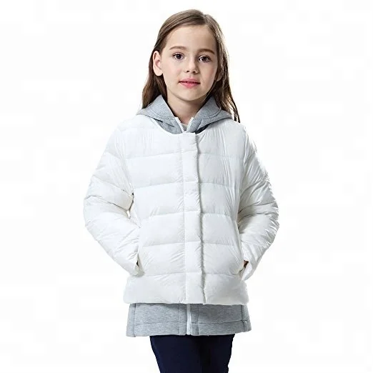 Lightweight outerwear winter foldable down jacket for girl
Lightweight outerwear winter foldable down jacket for girl