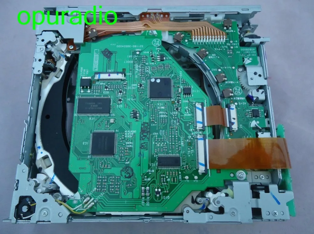 Fujitsu 4 CD mech for TOYOTA GM'