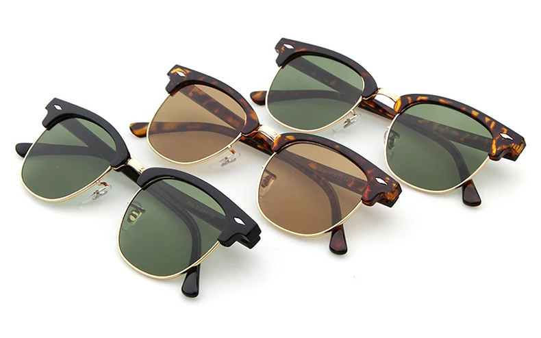 3660054830_666596161