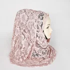 Fashion Readymade Flower Lace Pearl Hijabs Head Scarf Muslim Women Plain Polyester Scarf Hijab