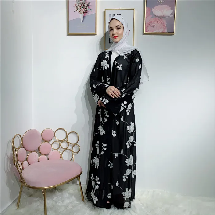 Fashion Muslim Open Soft Crepe Abaya long black dress with embroidery muslim clothing abaya
Fashion Muslim Open Soft Crepe Abaya long black dress with embroidery muslim clothing abaya