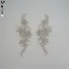 /product-detail/wholesale-dance-appliques-belt-crystal-embellishments-for-wedding-dresses-silver-color-iron-on-rhinestone-trim-60823369510.html
