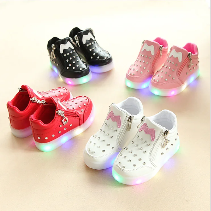 Rhinestone Children Sneakers LED Lighting Casual Running Shoes LED Shoes, Picture show
Rhinestone Children Sneakers LED Lighting Casual Running Shoes LED Shoes, Picture show