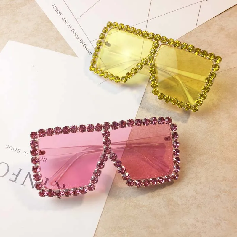 Hot sale big frame ovrsized Transparent fashion women square colors Rhinestone sun glasses
Hot sale big frame ovrsized Transparent fashion women square colors Rhinestone sun glasses