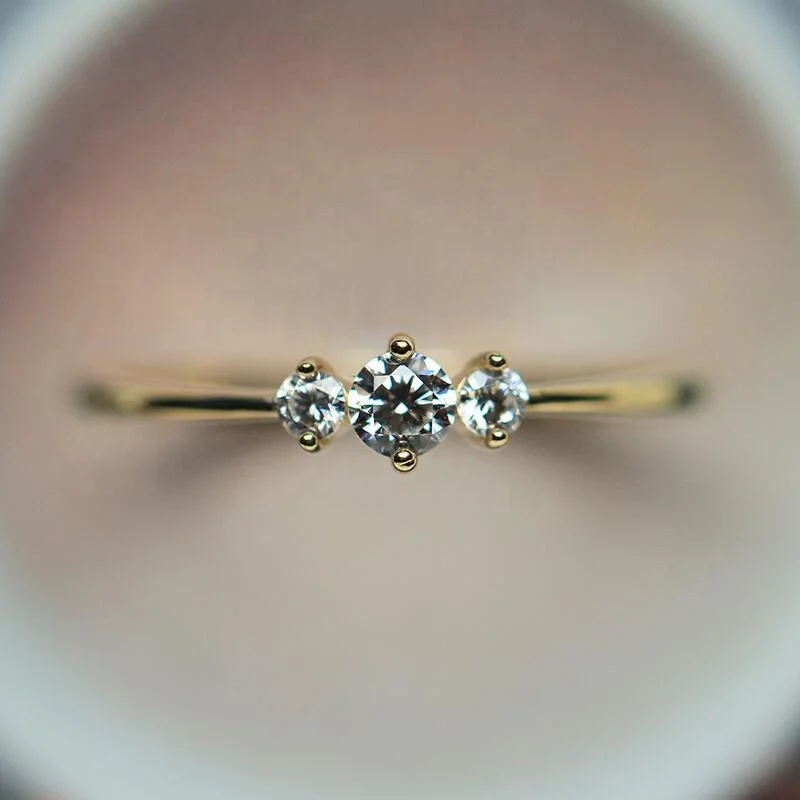 Fashion Small White Zircon Ring Lady Dainty Thin Gold Color Romantic Wedding Rings For Women
Fashion Small White Zircon Ring Lady Dainty Thin Gold Color Romantic Wedding Rings For Women