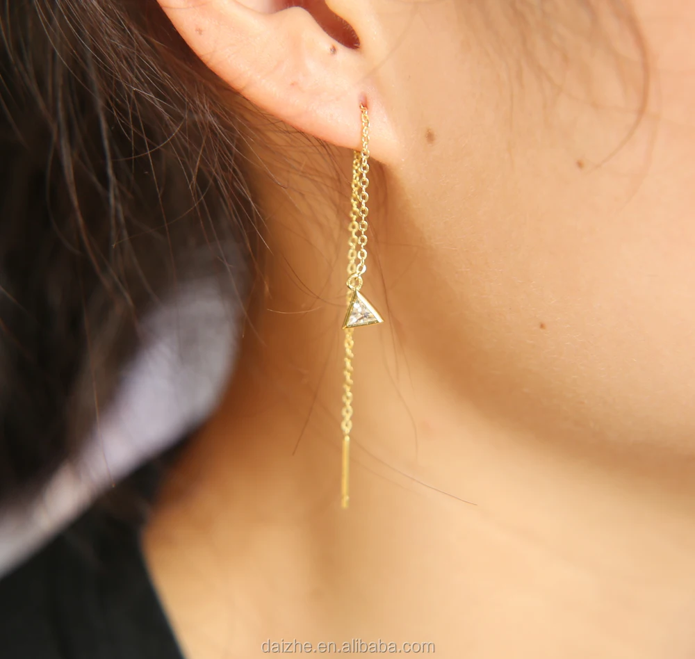 China factory 2021 drop shipping bling triangle cubic zirconia drop fashion earring designs new model earrings
China factory 2021 drop shipping bling triangle cubic zirconia drop fashion earring designs new model earrings