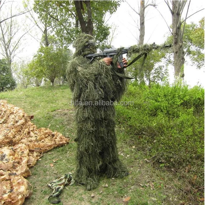 green camo suit.png