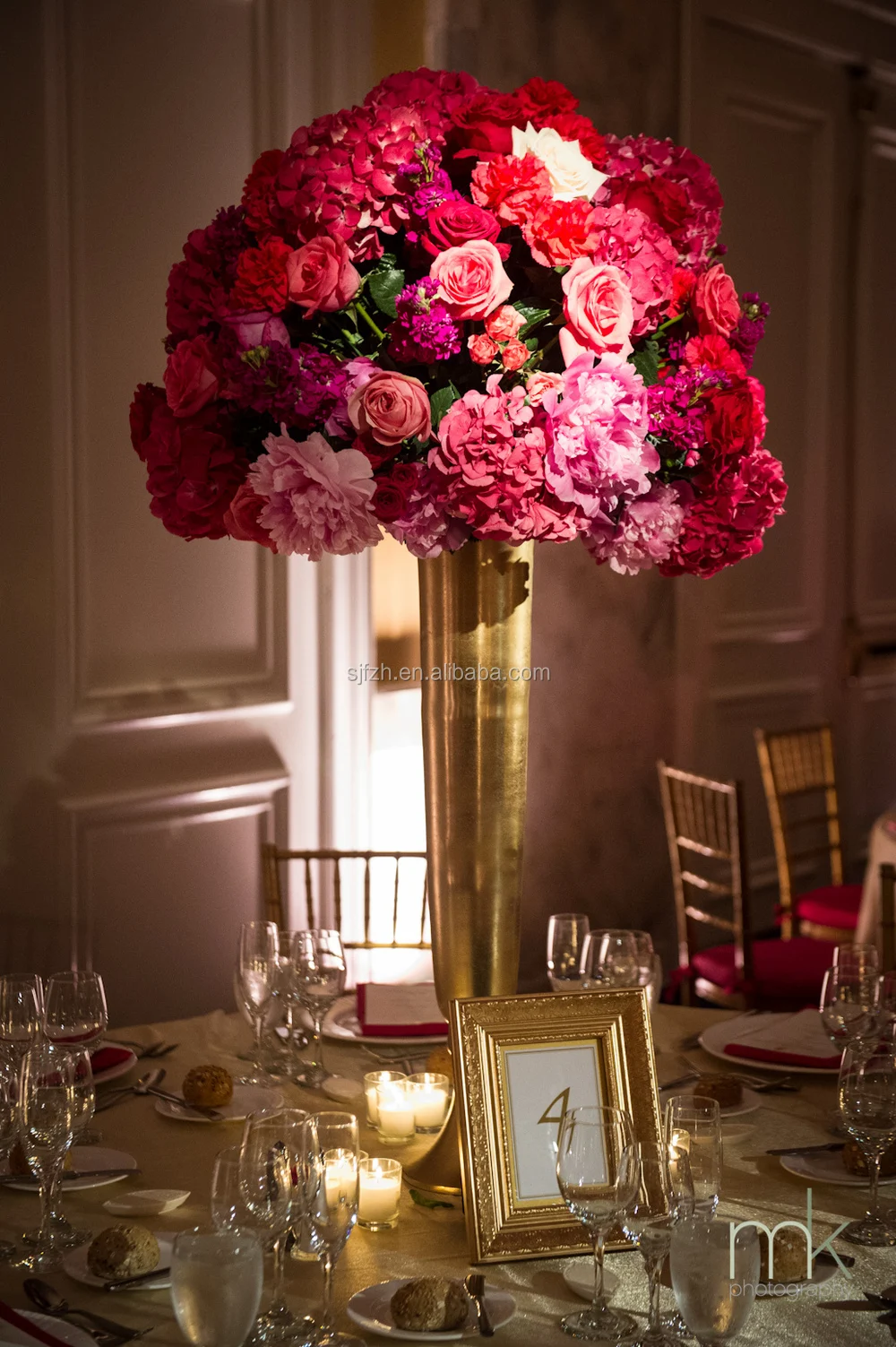Bonne qualité grand vase pour la décoration de pièce maîtresse de table de mariage or pot de fleurs en fiber de verre