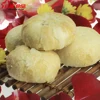 Hot selling Chinese snack sweet rose flower baked cake